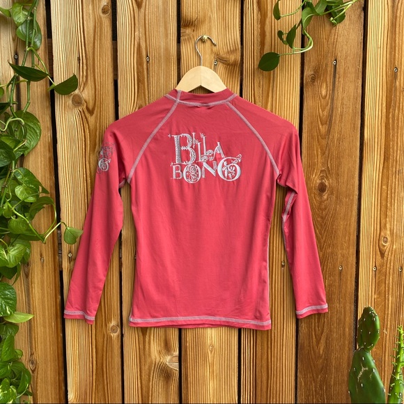 NEW Billabong Women’s Rashguard - Picture 12 of 15